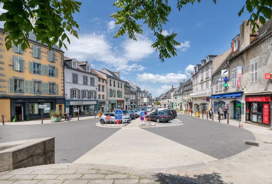 Place du marché à Guéret